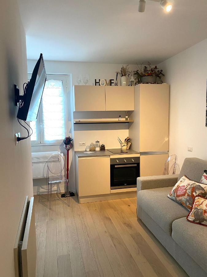 Accomodo Mim26 Monolocale Porta Venezia Apartment Milan Exterior photo